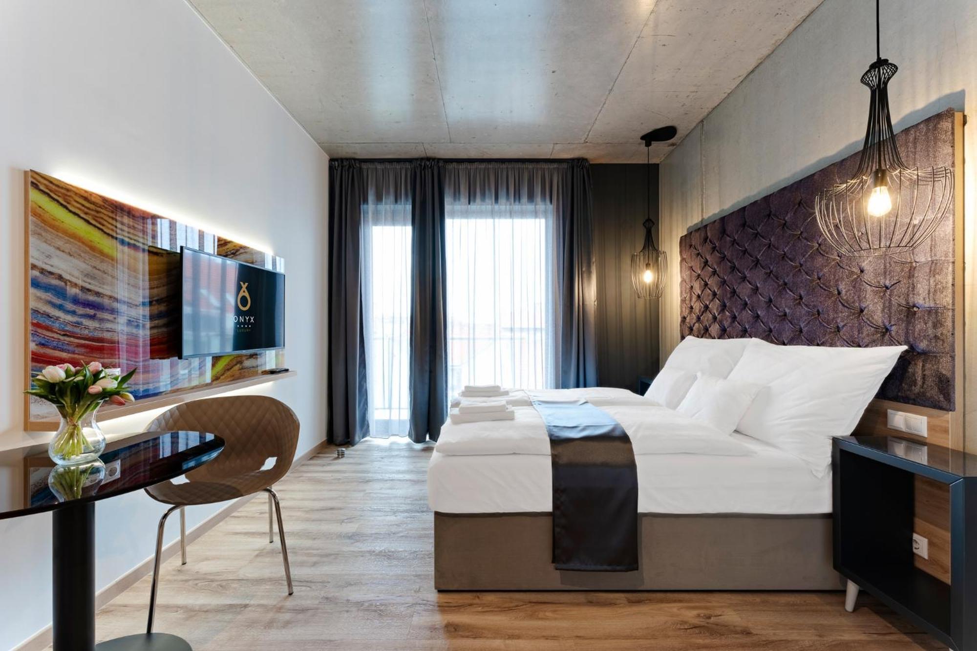 Onyx Luxury Будапеща Екстериор снимка